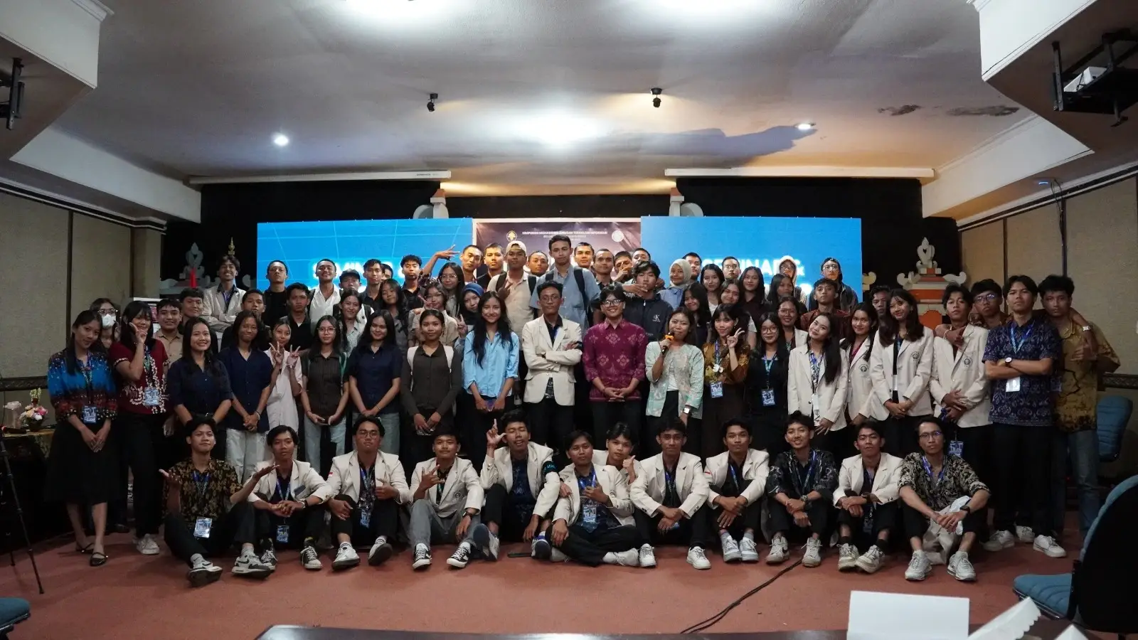 Seminar dan Workshop Game Development TechInfinity 2025